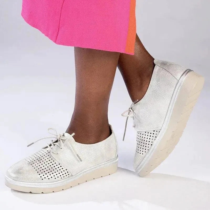 London Brogues Footwear Soft Style By Hush Puppies Juliet Sneaker - Silver