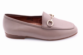 Lynette&Co Guessi S Best Pants To Wear With Loafers