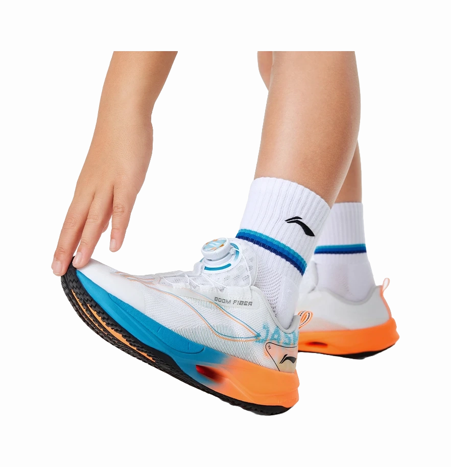 LINING YOUNG Running Slip Resistant Cushioning Abrasion Resistant Breathable Low top Kids' Running Shoes White Orange Best Running Shoe For Treadmill