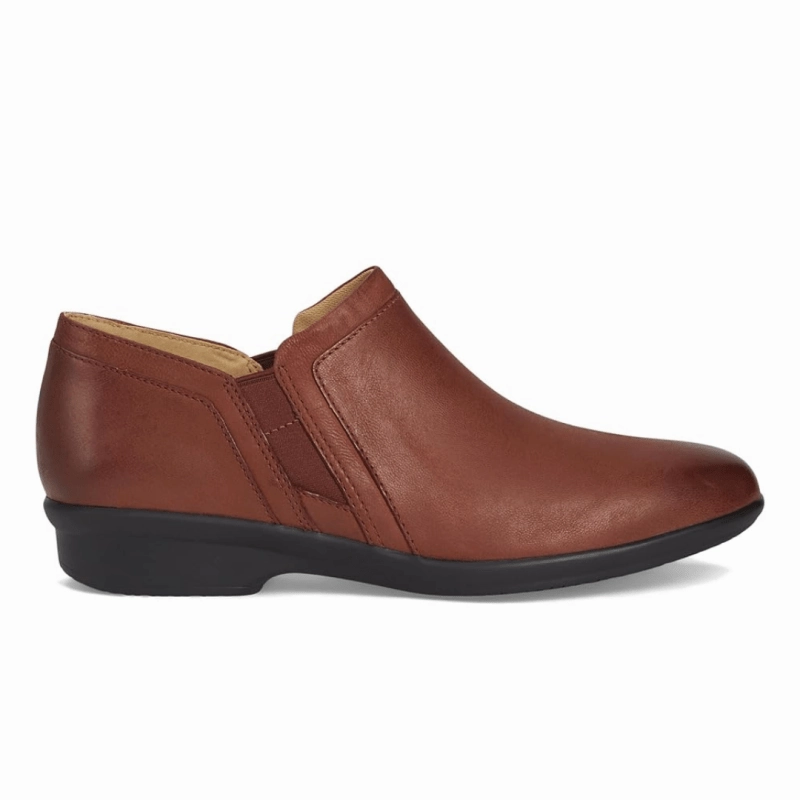 Rubber Sole Shoes Dansko Women's Cheryl - Russet Burnished Nubuck