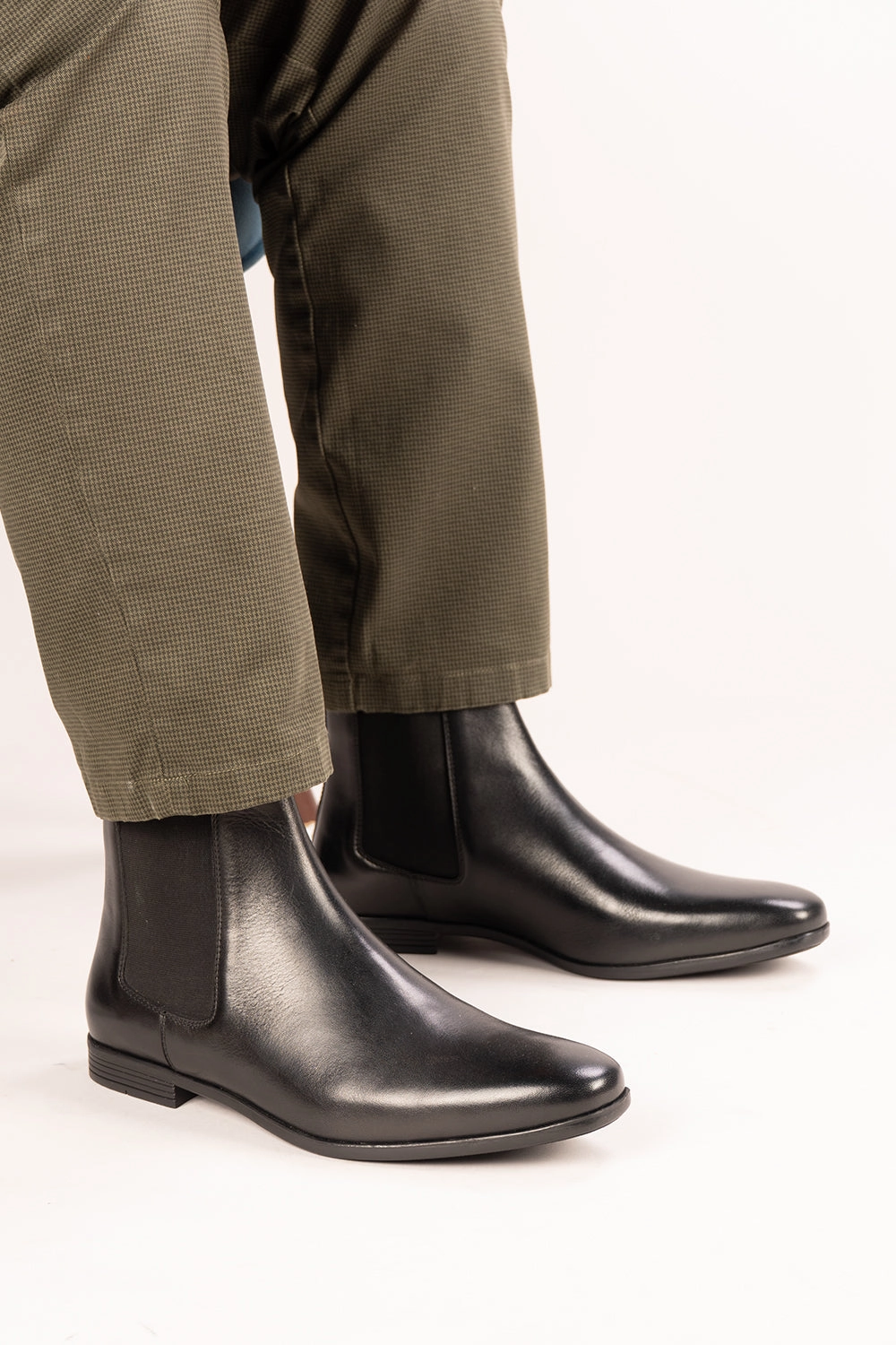 Tunley Chelsea Boots Darwin Black