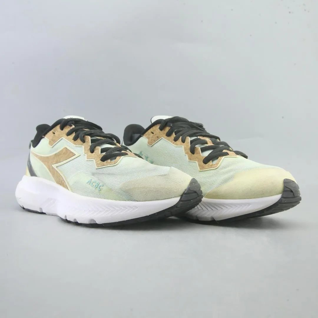 Fresh Foam 680 V8 Running Shoe DIADORA MYTHOS BLUSHIELD VOLO HIP 3