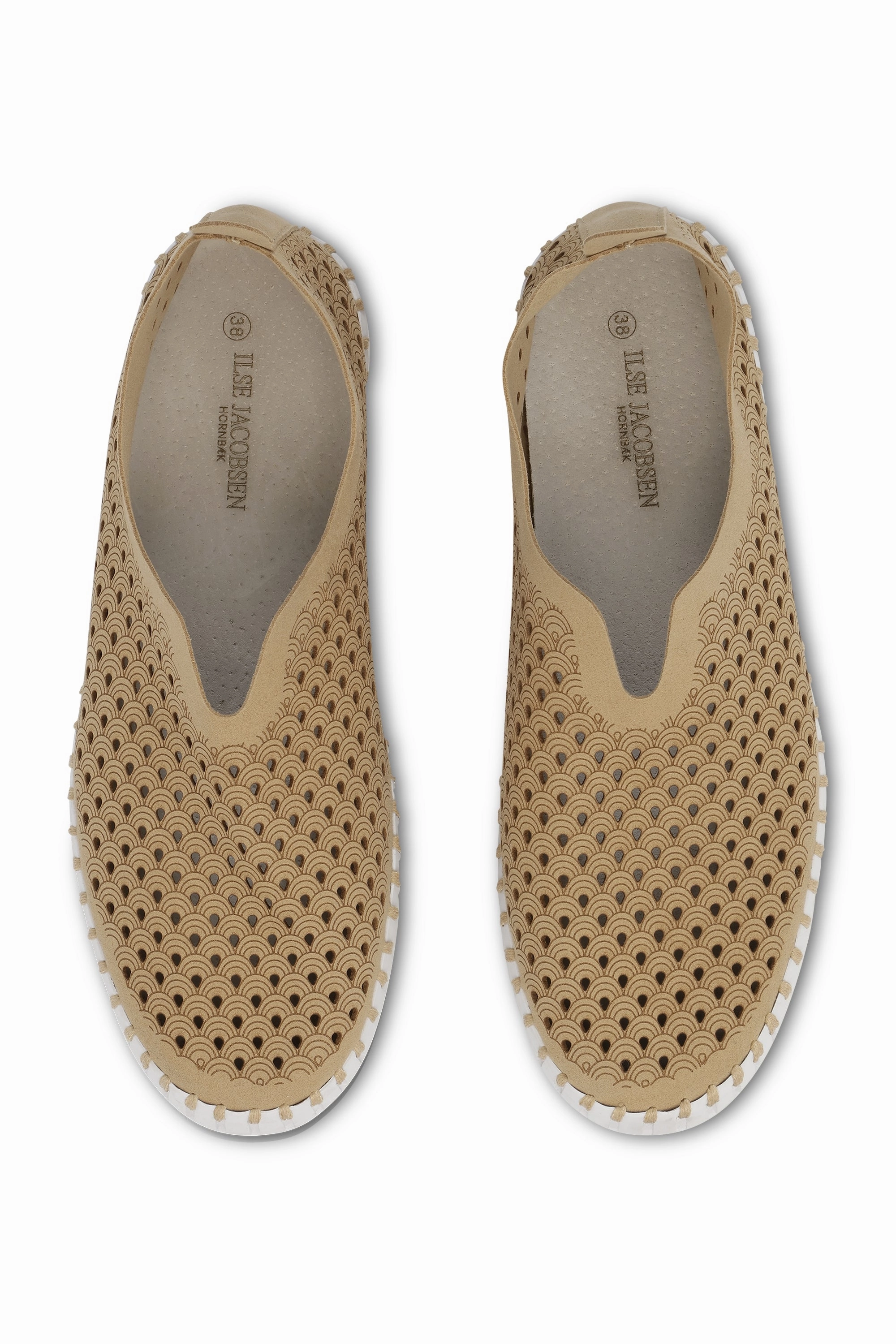 Tulip Slip On With Chunky Sole - Latte Flat Shoes Size 9