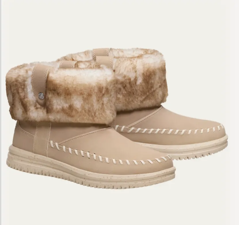 Hey Dude Camden Cuff Classic Cozy Rubber Sole Cowboy Boots