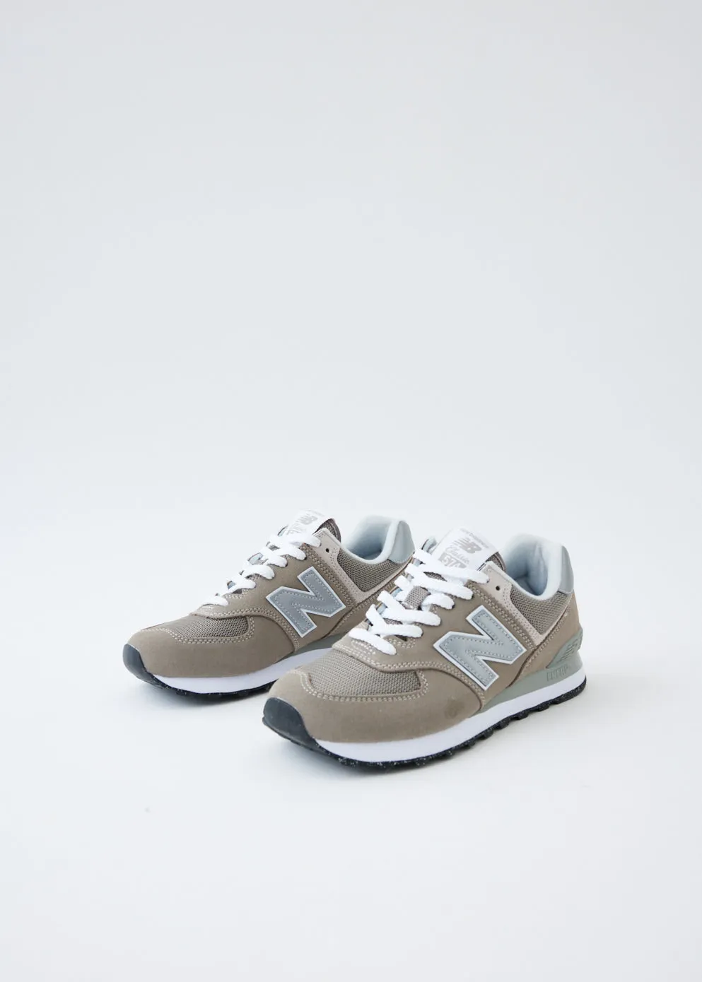 New Balance Wide Walking Shoes 574 Sneakers