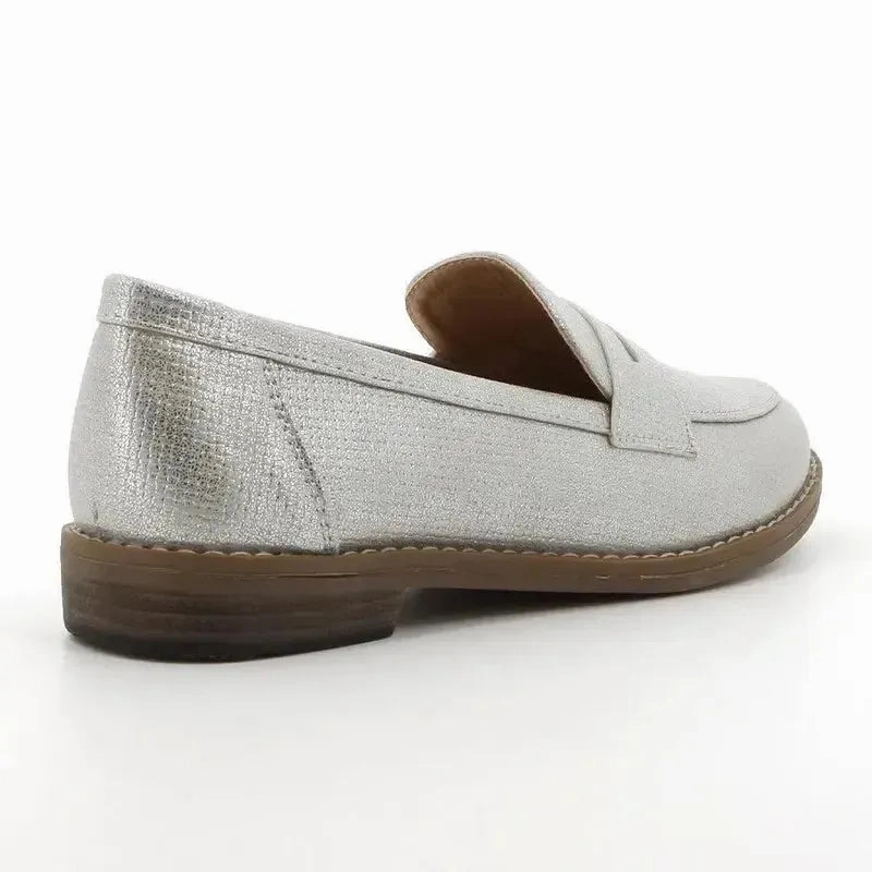 Soft Style by Hush Puppies Tysan Loafer With Saddle - Silver