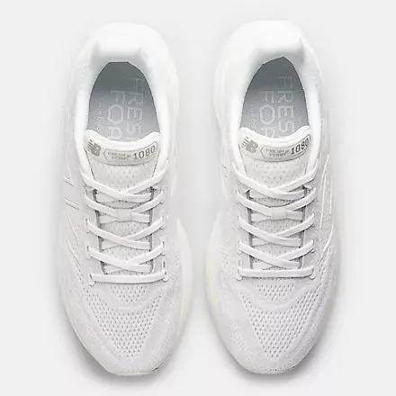 New Balance 550 Women White New Balance Womens 1080V13- White (W1080W13)