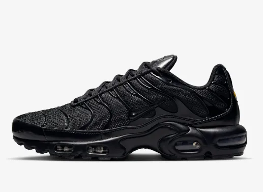 Nike Air Max Plus TN Triple Black New Nike Soccer Shoes