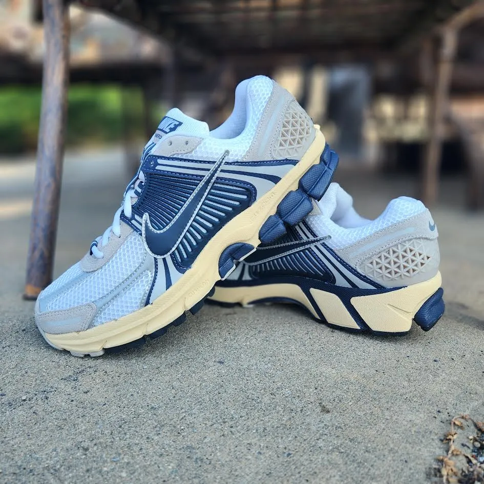 Cheap Shoes Nike Nike Zoom Vomero 5 'THUNDER BLUE'