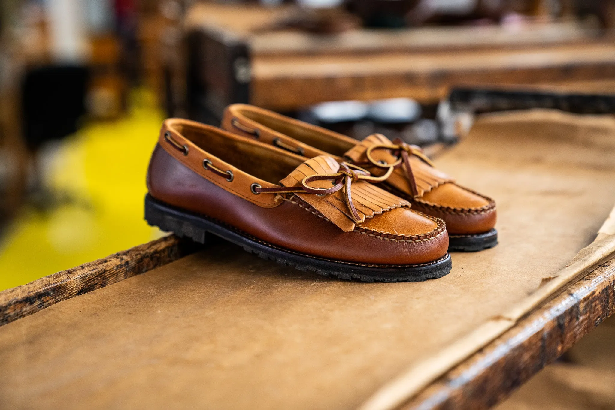 Kiltie Loafer - Chicago Tan/Tan Labrador Hot Loafers