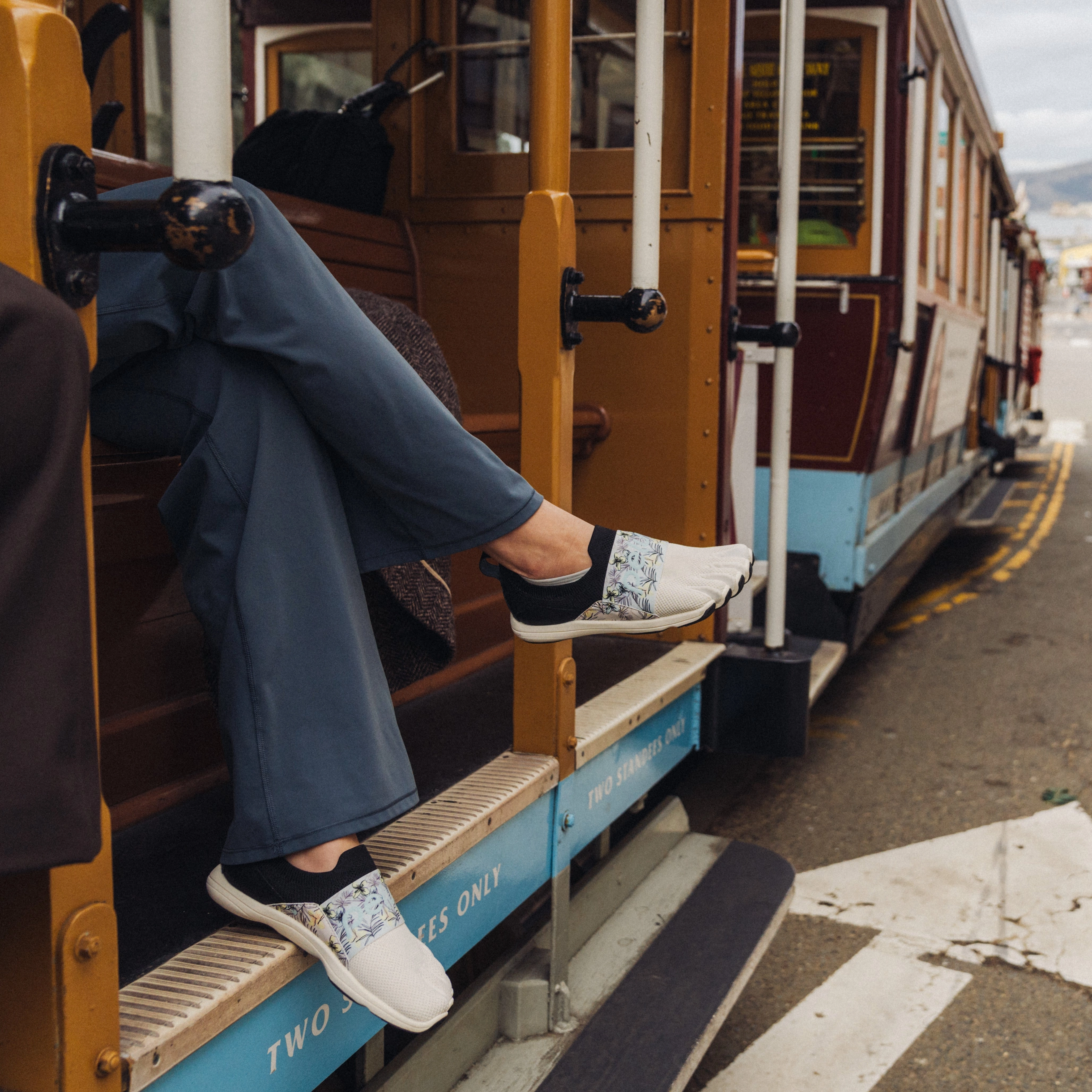 Women's Carrie ST Summer Charms Walk Loafers