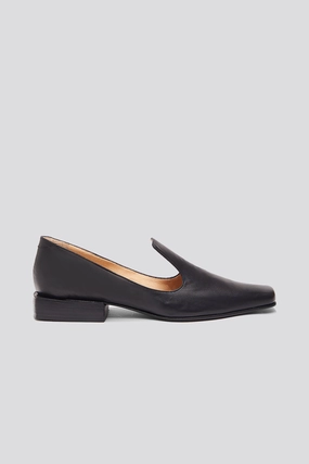 Olympia Loafer in Black (USA) Vagabond Loafers Kenova