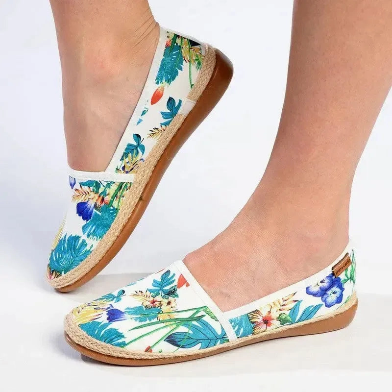 Lloyd Brogues Pierre Cardin St Tropez 8 Espadrille Slip On - White Floral