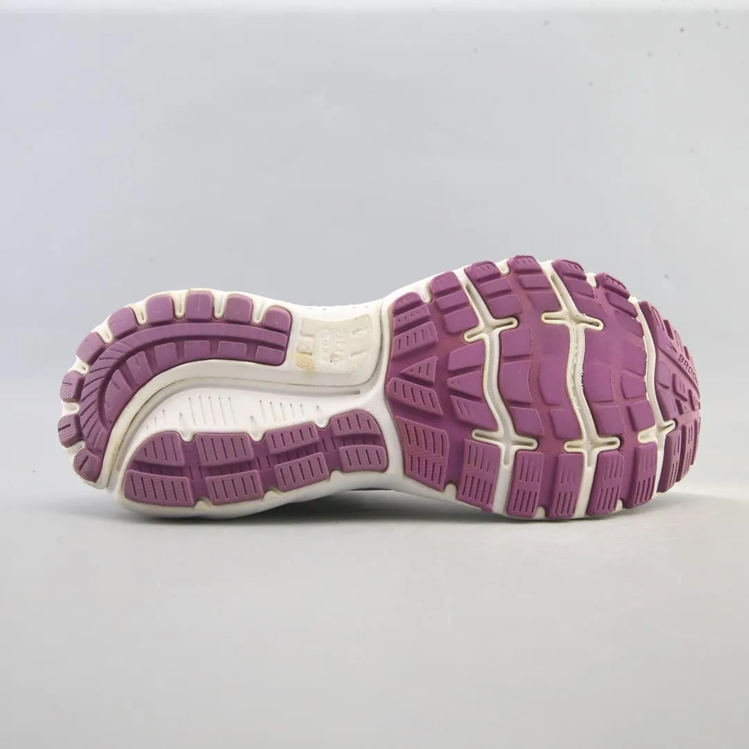 BROOKS GHOST 12 Best Running Shoes For People With Bad Knees