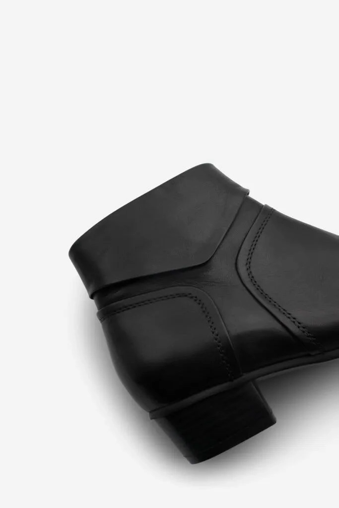 Dress Shoe Size Vs Sneakers Stefany - 378