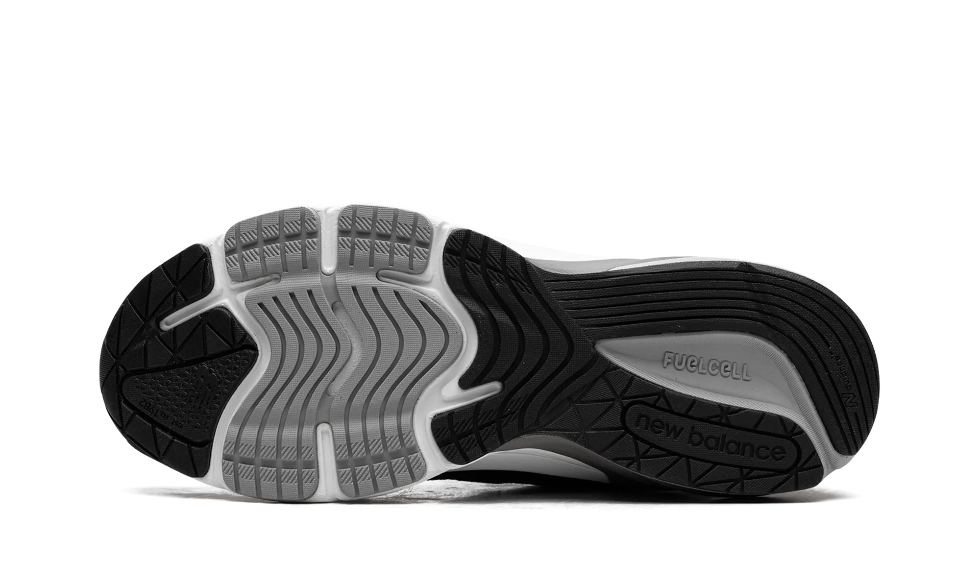 Men's New Balances 990v6 "Black / Silver"