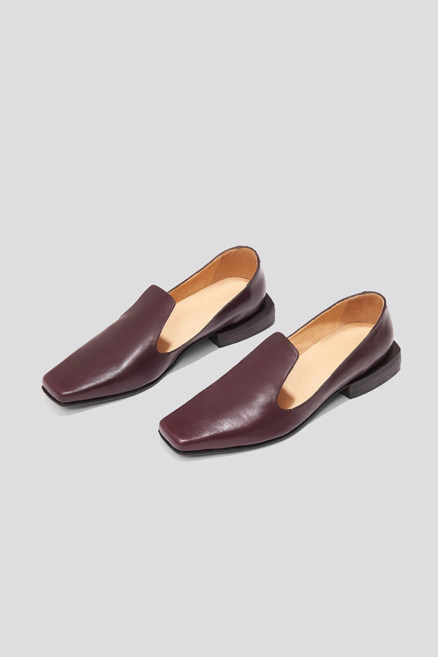 Todds Loafers Olympia Loafer in Pinot (USA)